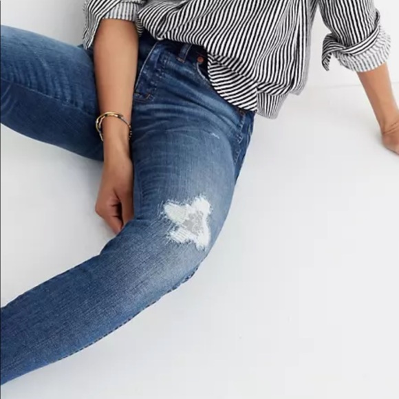Madewell 9” High Rise Skinny Jeans Raw distressed - Picture 3 of 16
